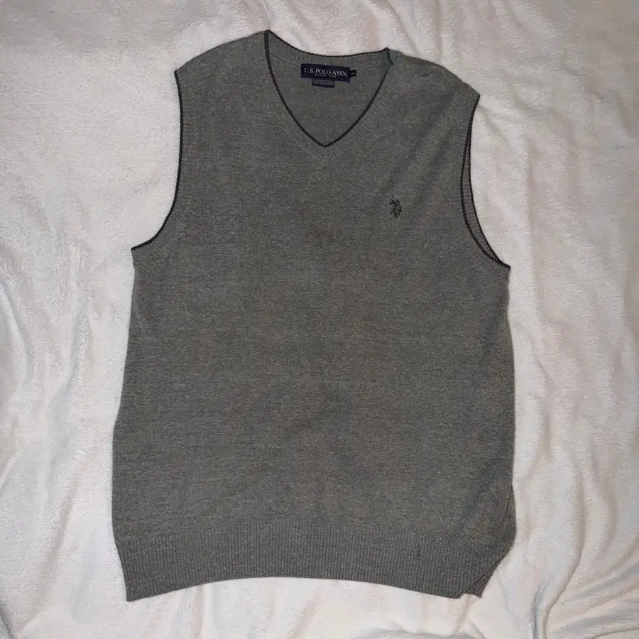 U.S POLO ASSN / 니트 조끼