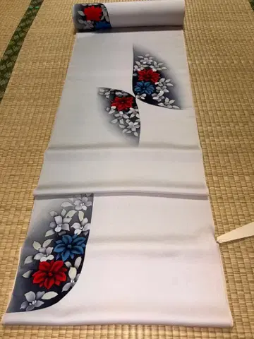츠케사게 옷감 빨간색과 파란색의 철선꽃 옅은 보라색