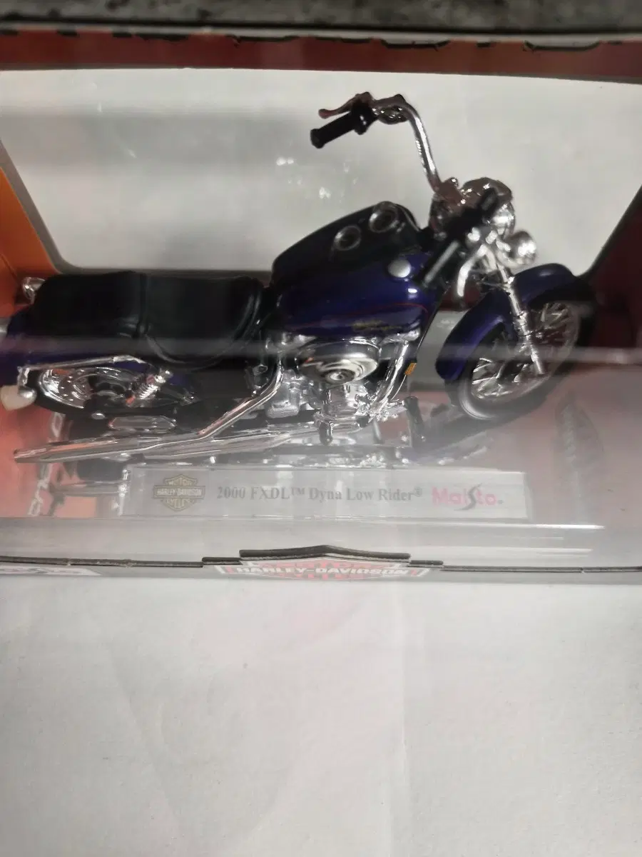 할리데이비슨 2000 FXDL Dyna Low Rider 미개봉