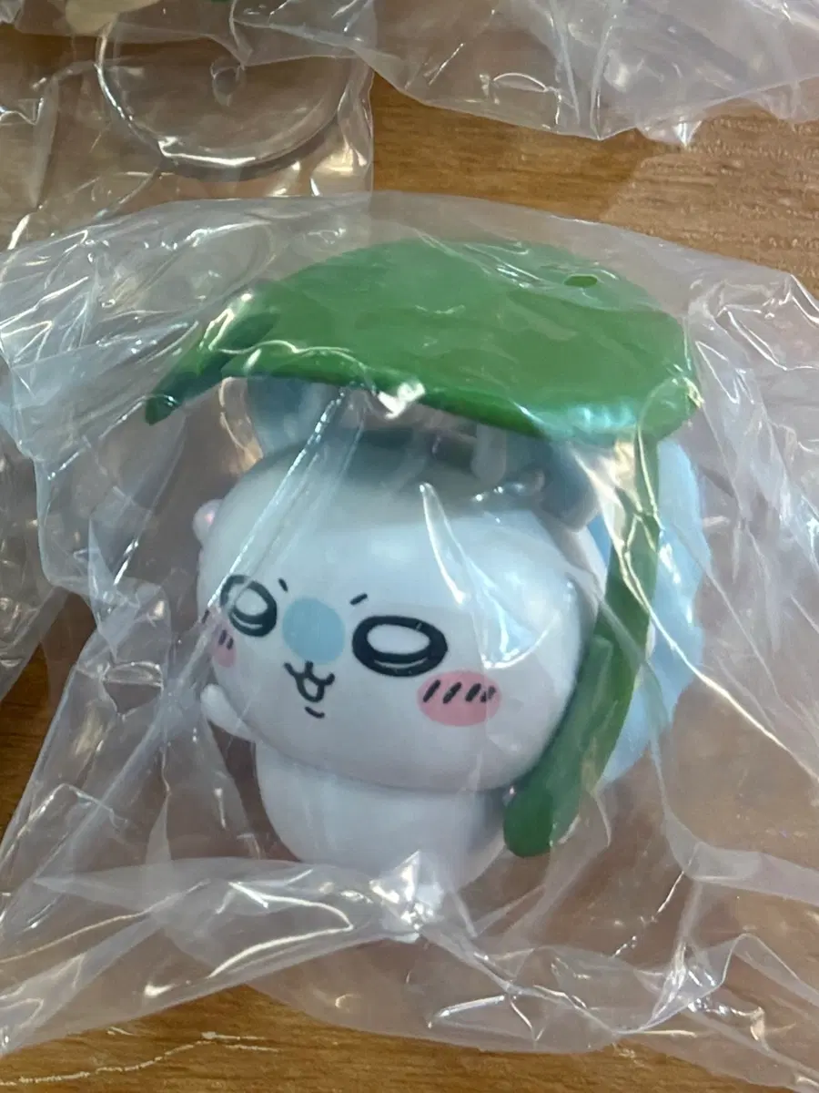 치이카와 우산 피규어 모몽가