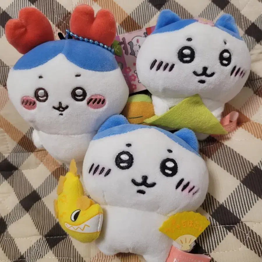 먼작귀 하치와레 인형 키링 3종 팝니다
