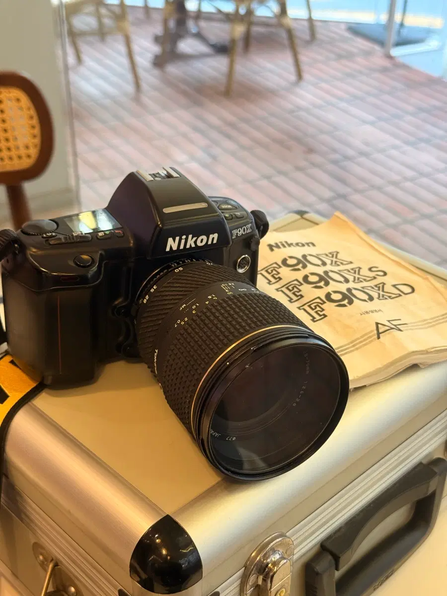 니콘 F90X 필름카메라 풀세트 (Tokina 28-70 F2.6-2.8 / SB-25 플래시 / MB-10 그립)