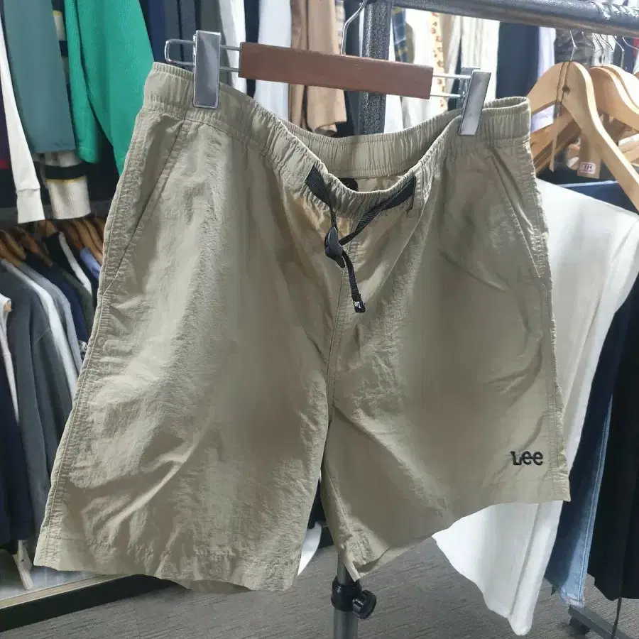 LEE 반바지 베이지