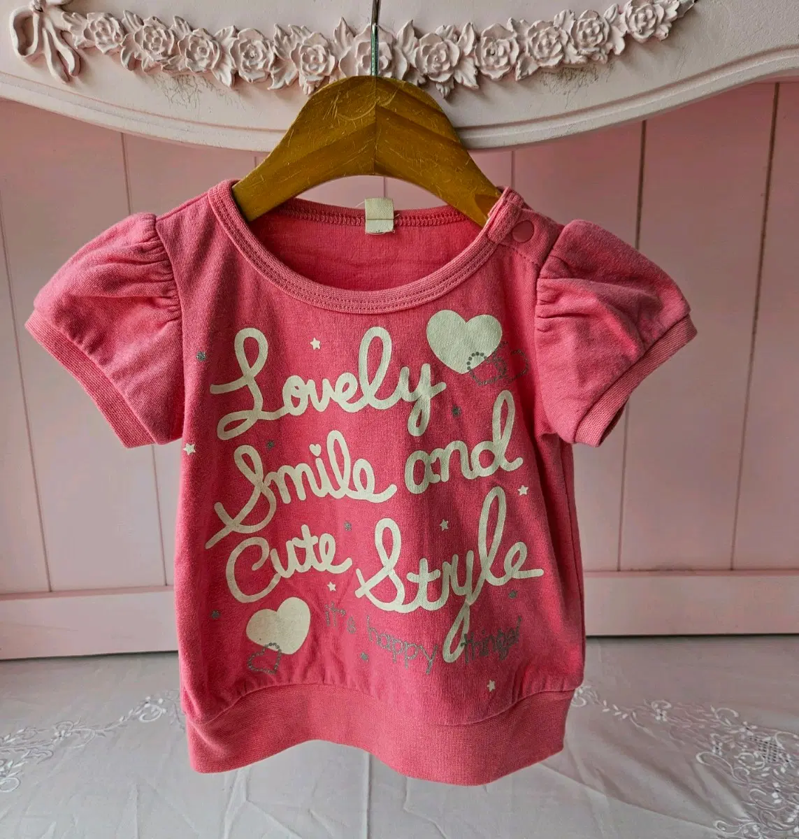 80 핑크 반팔 티셔츠 'Lovely Smile and Cute Style'