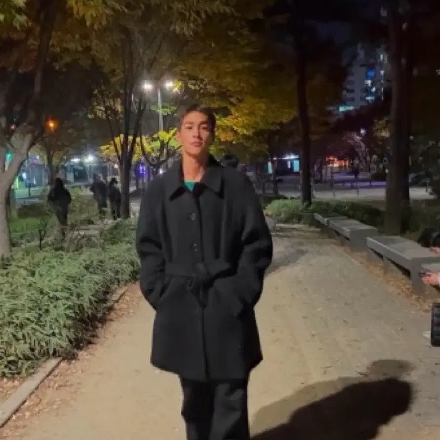 아모멘토 래글런 코트 브라운 M