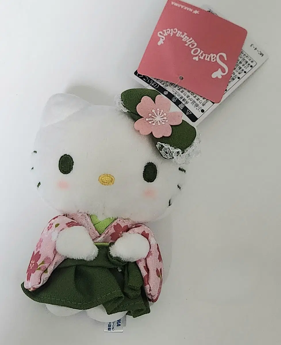 산리오 헬로키티 말차 기모노 키링 누이 인형