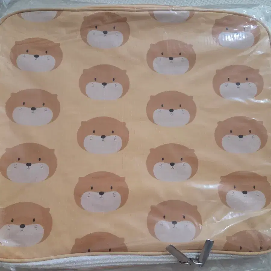 프리메라 아세페 수달 여행용파우치 새상품