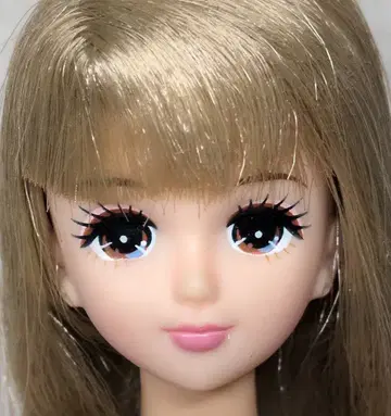 타카라토미 제니 프렌드 소프트 내추럴 컬 제시카