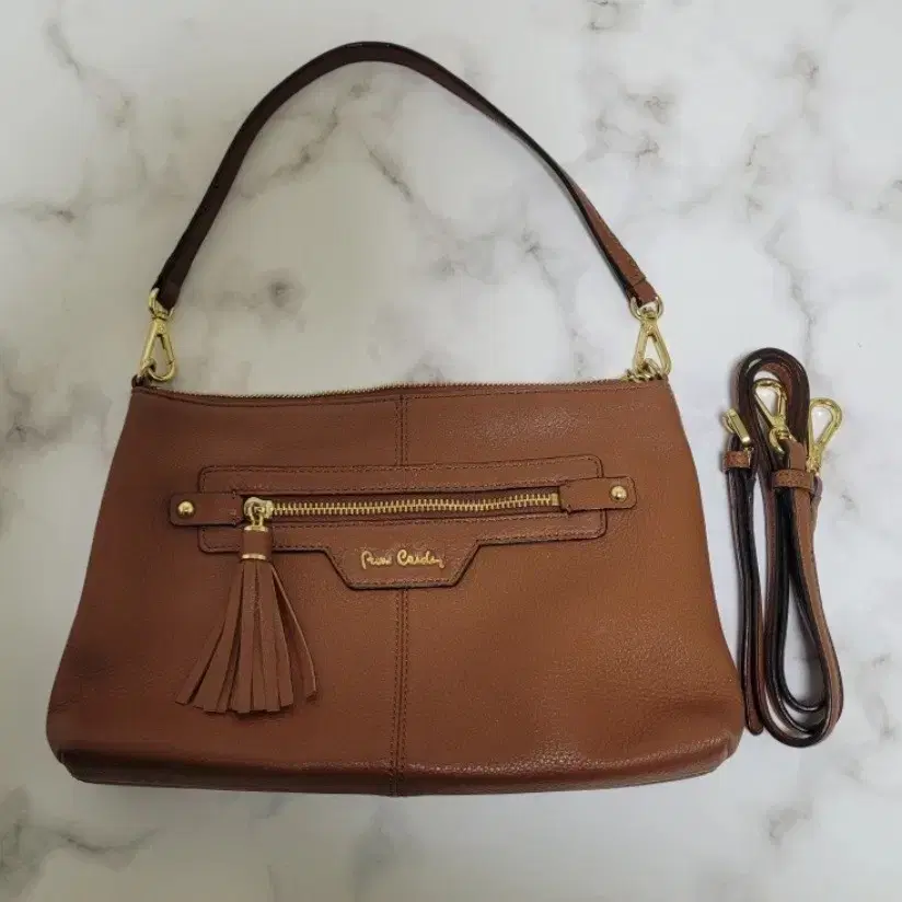 피에르가르뎅(Pierre Cardin) 브라운 가죽 숄더백