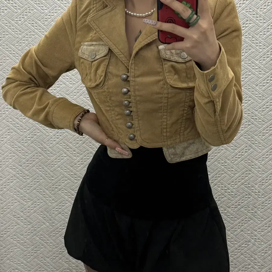 빈티지 나폴레옹 버튼 오네갸루 슬림핏 오트밀 크롭 자켓 K0469