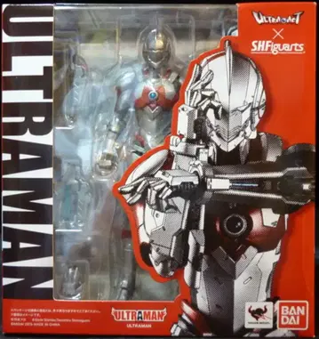 반다이 울트라 액트 x S.H.피규아트 ULTRAMAN