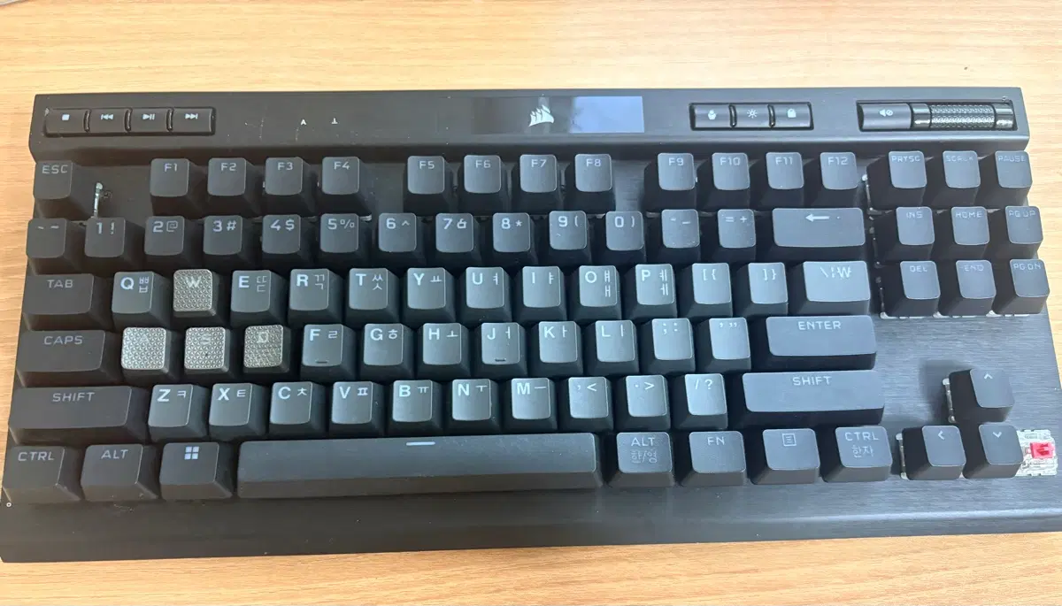 커세어 K70 RGB 기계식 게이밍 키보드