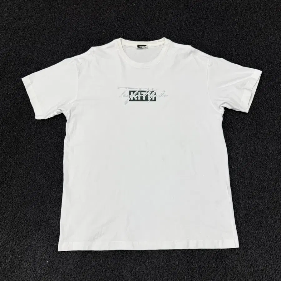 KITH x TAYLORMADE 콜라보 Script 반팔 티셔츠