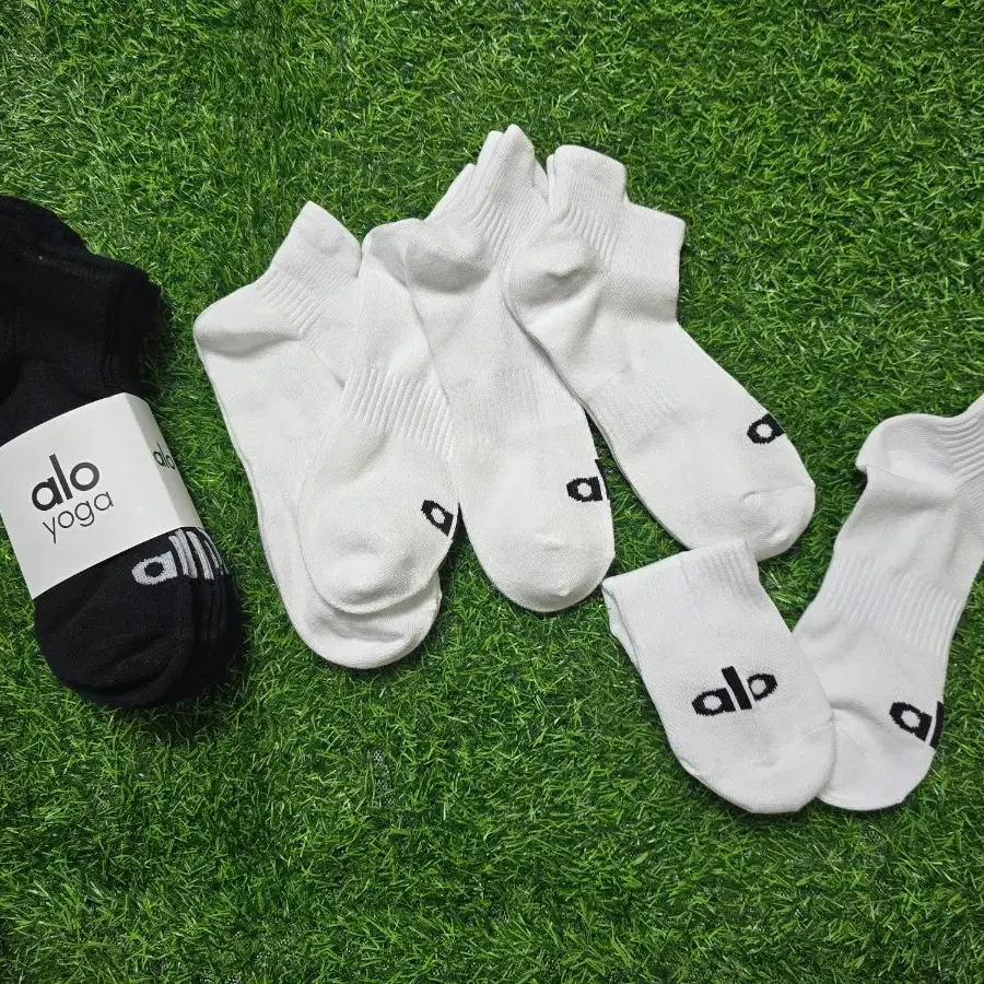 알로 요가 양말 블랙/화이트