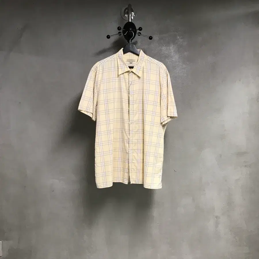 버버리 반팔 셔츠 옐로 XL
