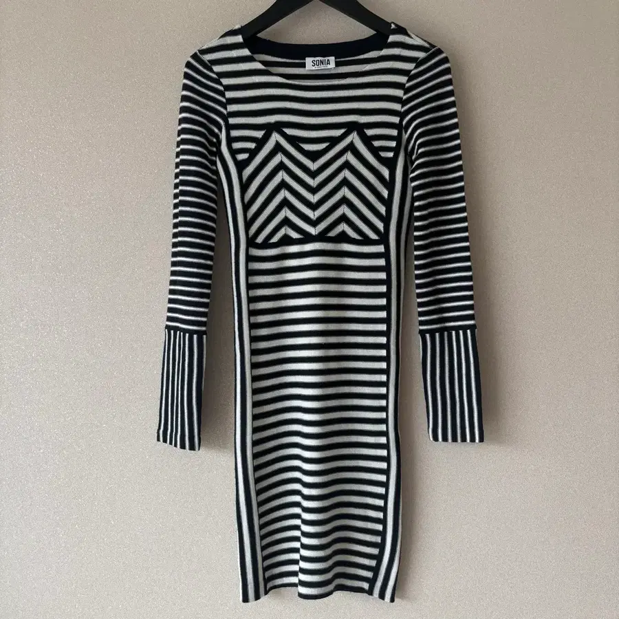 [정품]Sonia Rykiel 소니아리키엘 니트 바디콘 원피스