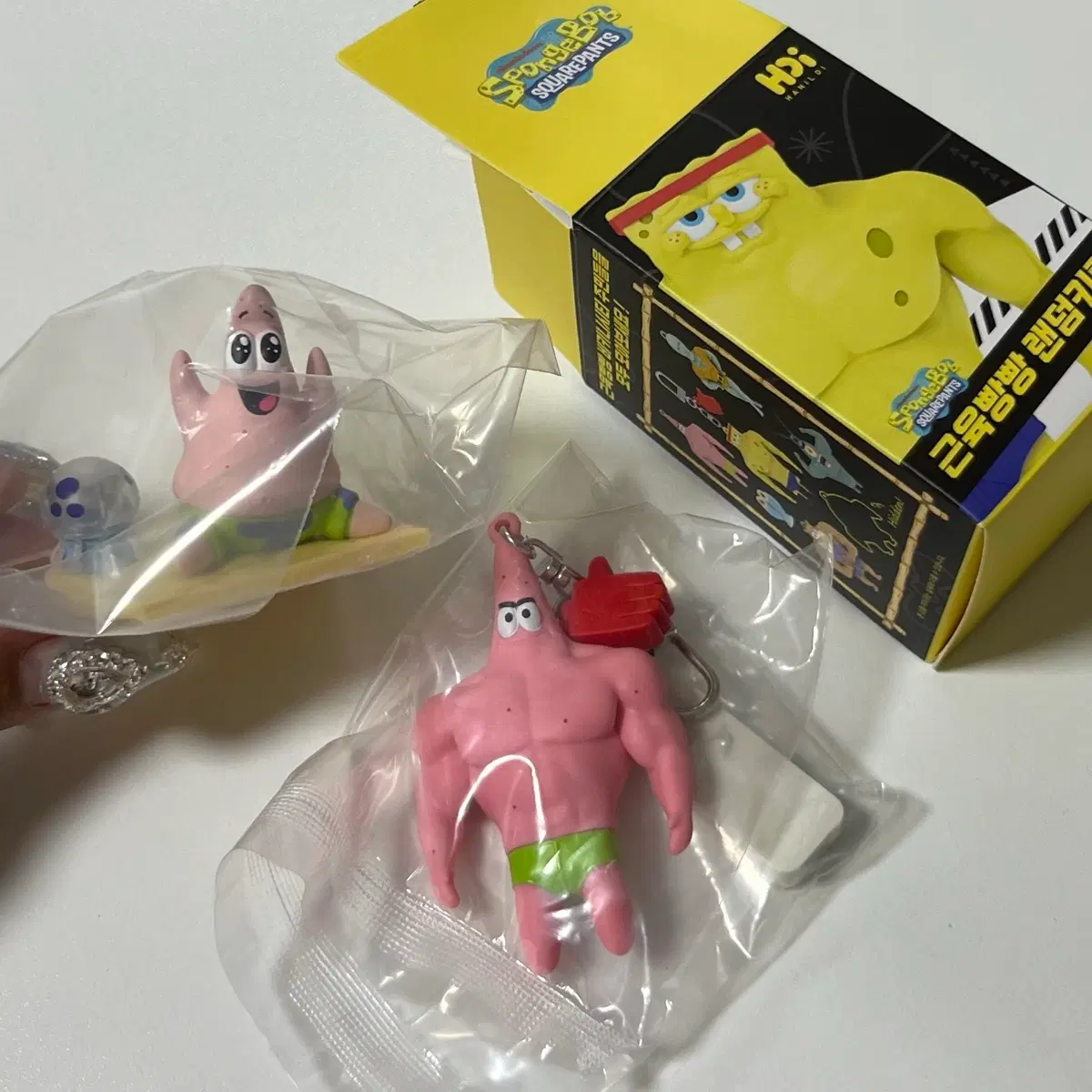 스펀지밥 근육빵빵 랜덤키링, 베이비 피규어 가챠 뚱이 스폰지밥