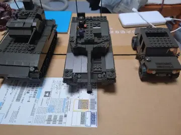 LEGO 호환 밀리터리 탱크 장갑차 대공 기관포 레고 호환