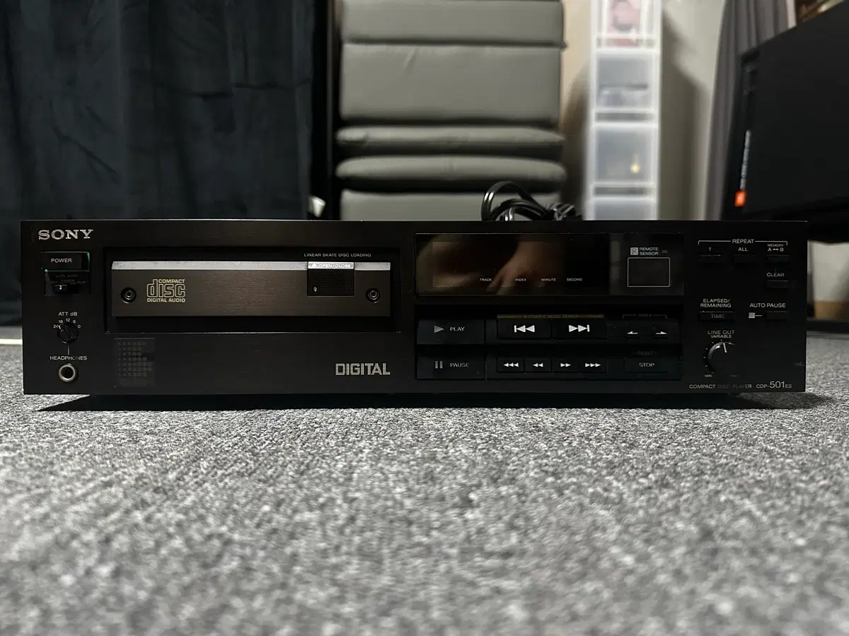 소니 CDP-501ES