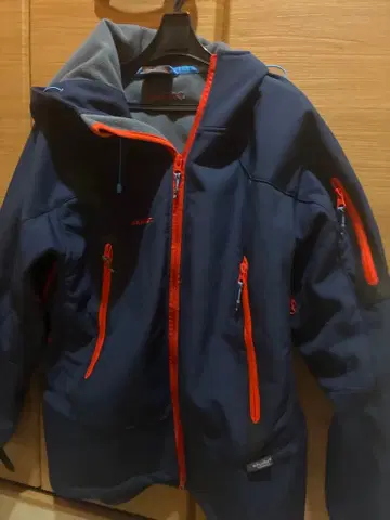 MAMMUT 마무트 마운틴 후드티 후드 부착
