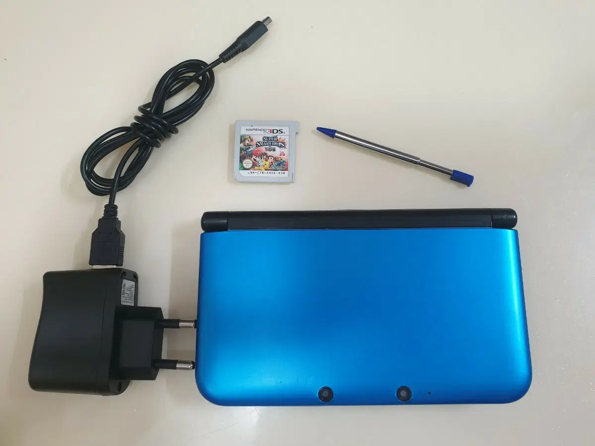 닌텐도 3DS XL 슈퍼 스매시브라더스 에디션 블루 본체 + 충전기 + 펜