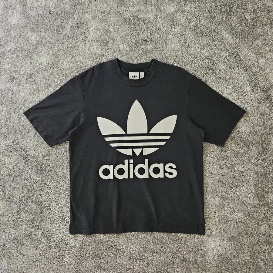 Adidas 오버사이즈 반팔 티셔츠