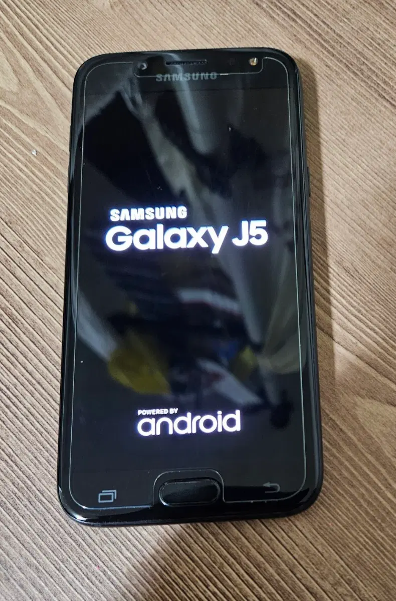 삼성 갤럭시 J5