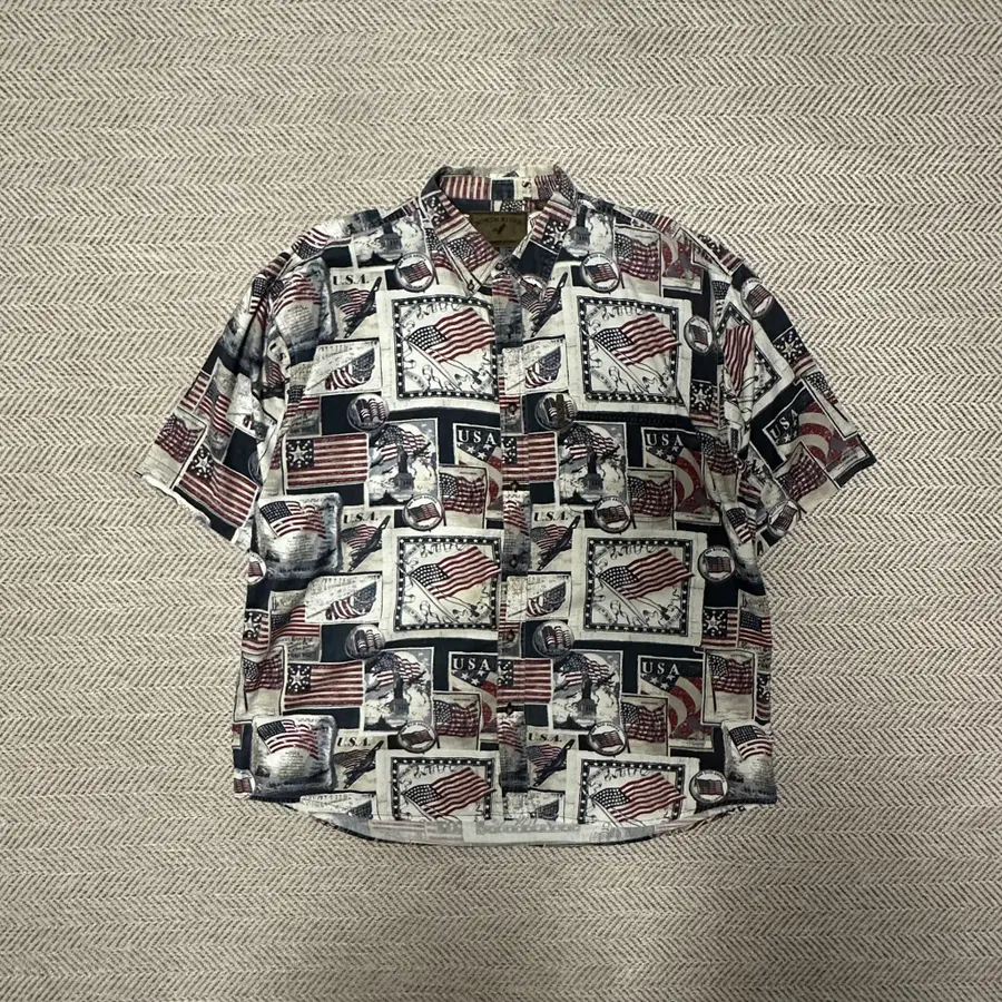 VINTAGE american flag shirt