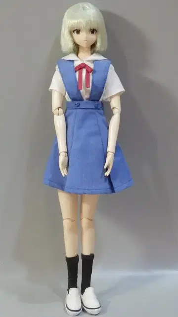 보크스 얼티밋 피규어 시리즈 27cm 돌피 아야나미 레이 신극장판
