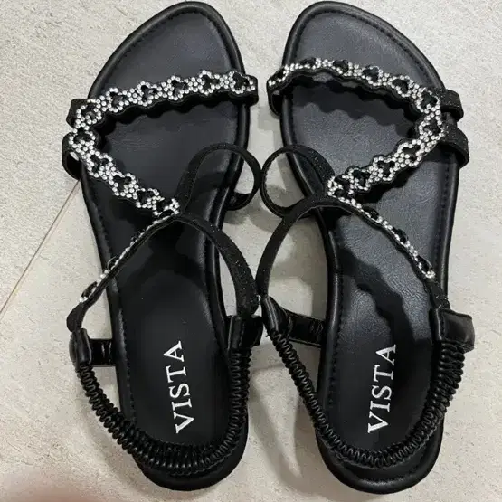 여성 큐빅 장식 샌들