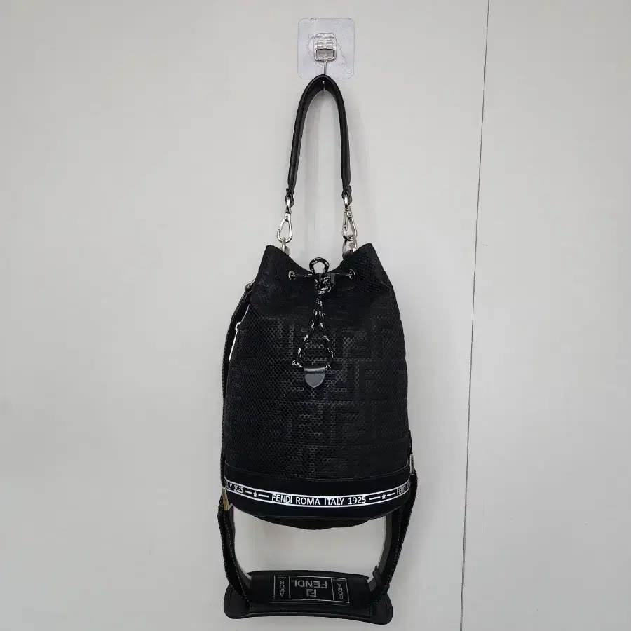 [FENDI 펜디] 몬트레조 버킷백 복조리백