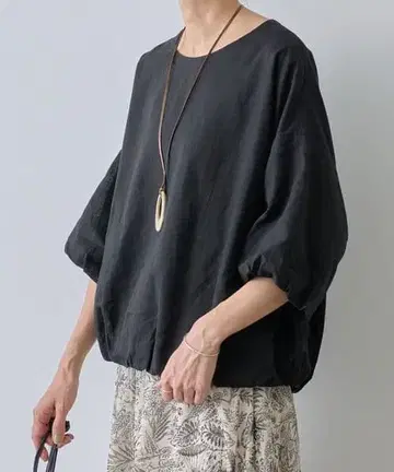 새상품 가격표 포함 BEARDSLEY 린넨 코튼 코쿤 블라우스 블랙