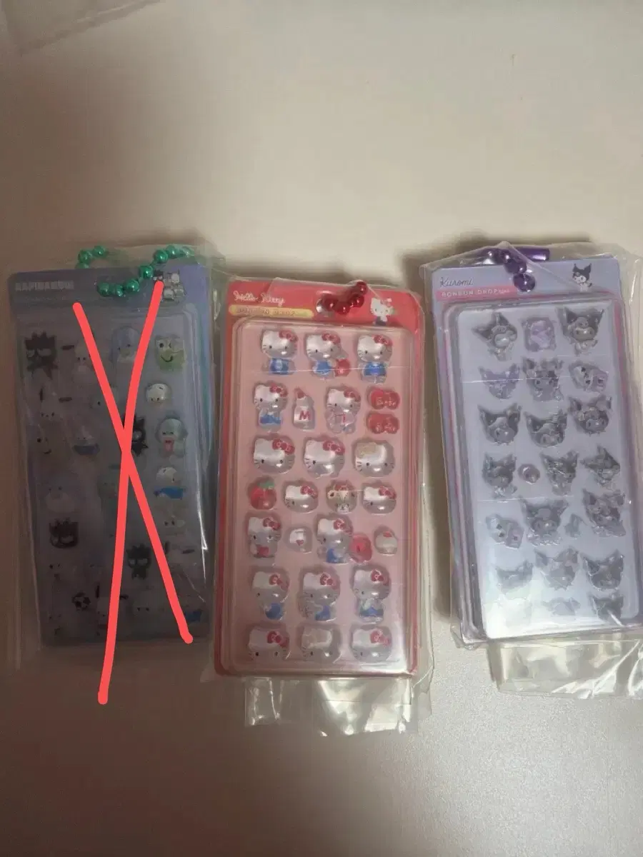 산리오 봉봉드롭 씰 가챠 헬로키티 쿠로미