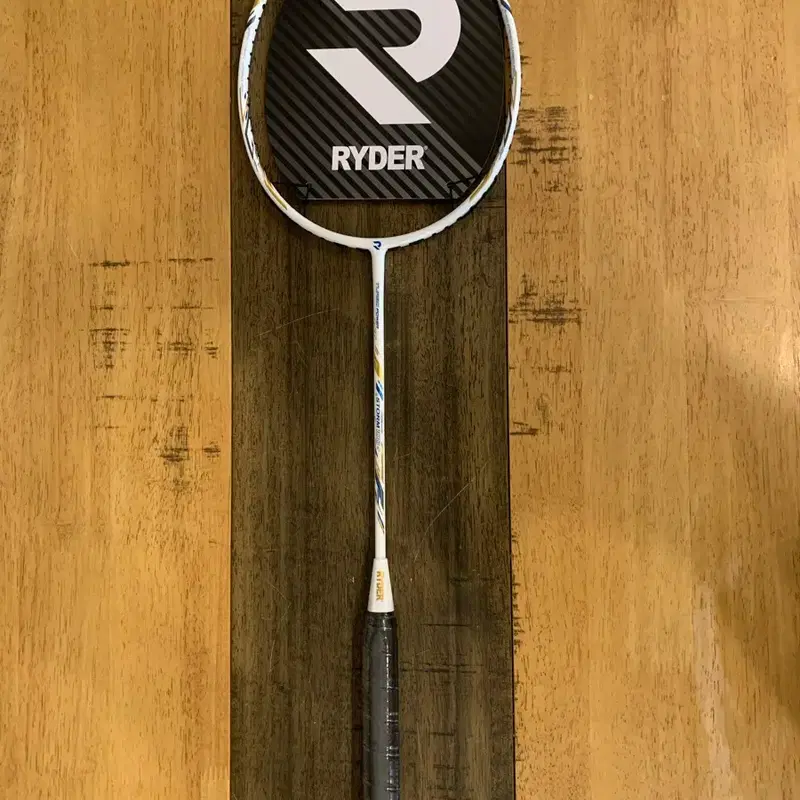 라이더 storm 100 (배드민턴 라켓)