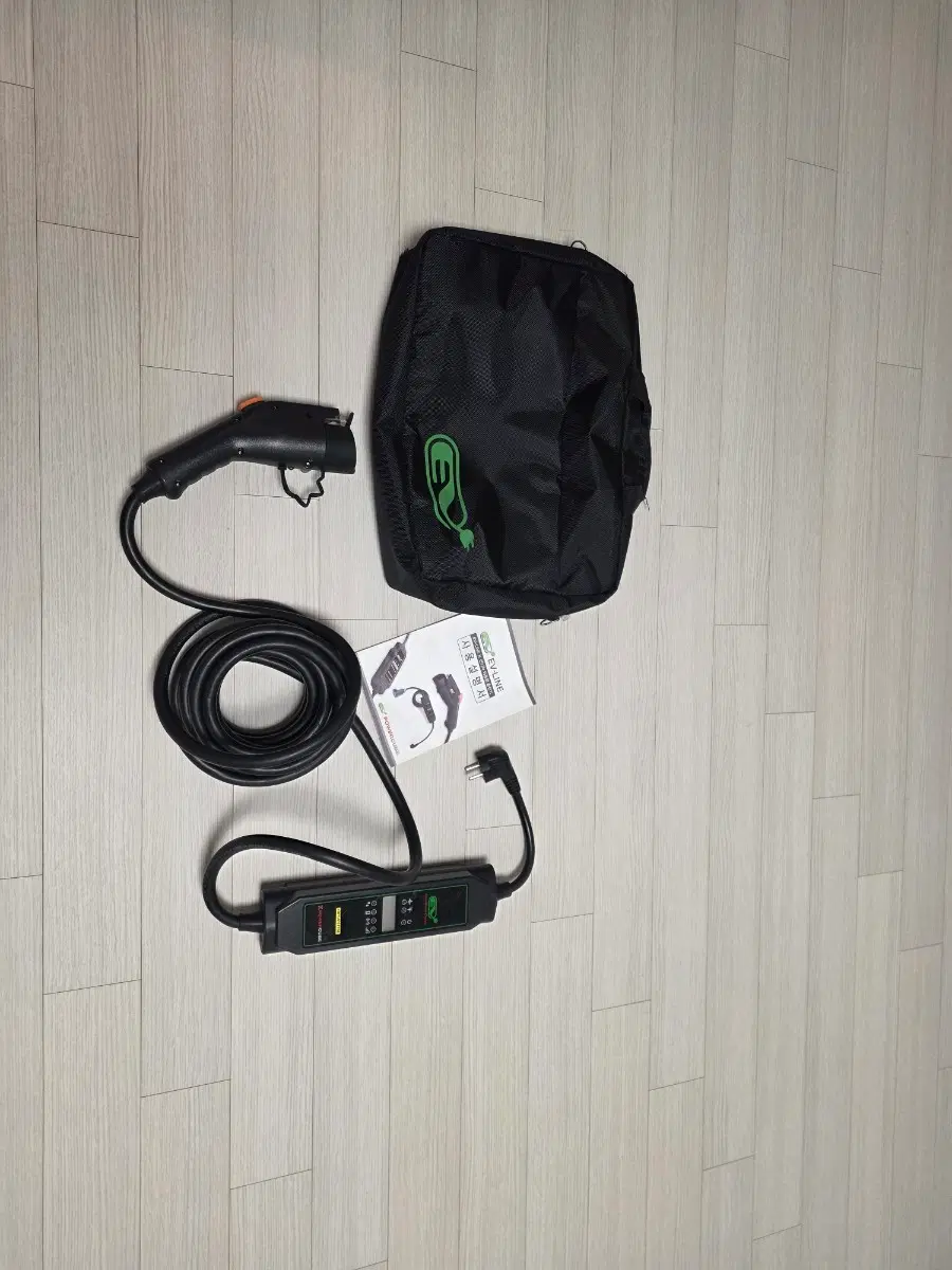 파워큐브 이동형 전시충전기