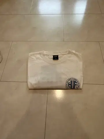 HUF T셔츠 화이트 M 사이즈