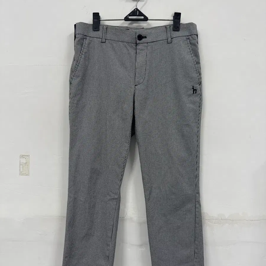 (31)헤지스골프 남자 22fw 팬츠