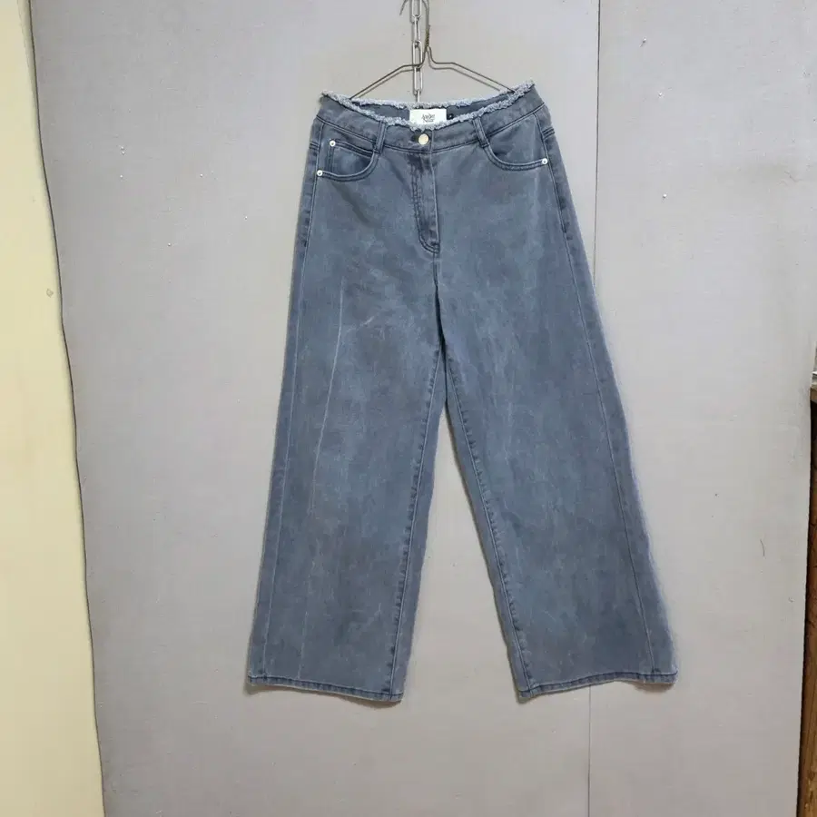 아틀리에나인 통 청바지 M n7200