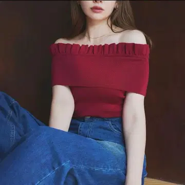 herlipto 루체 오프 숄더 니트 탑