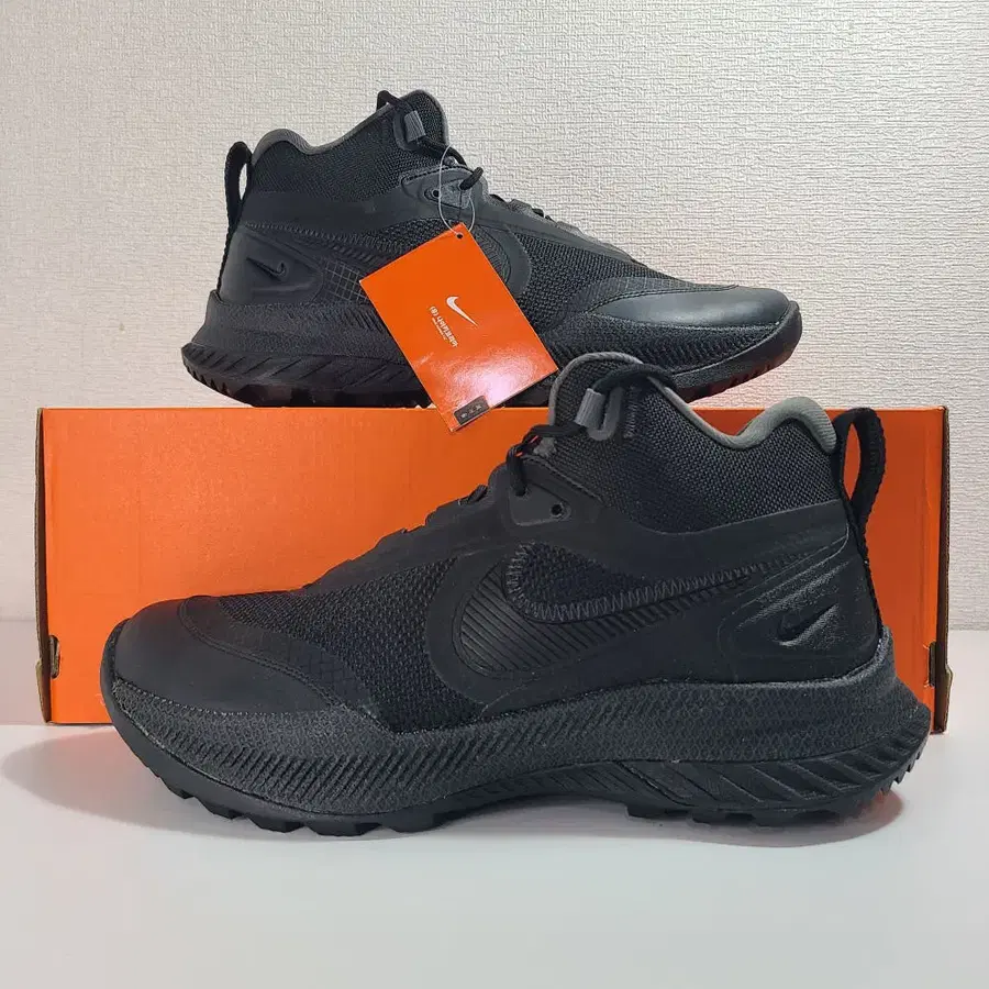 [새상품] 270 나이키 아웃도어 운동화 리액트 SFB 카본 블랙 CK9951-001