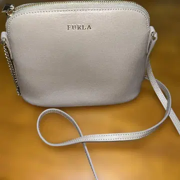 FURLA 숄더백 새상품급 그레이