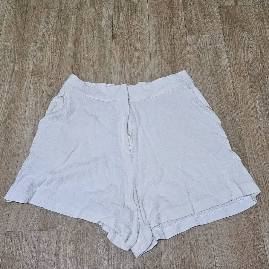 육육걸즈 반바지