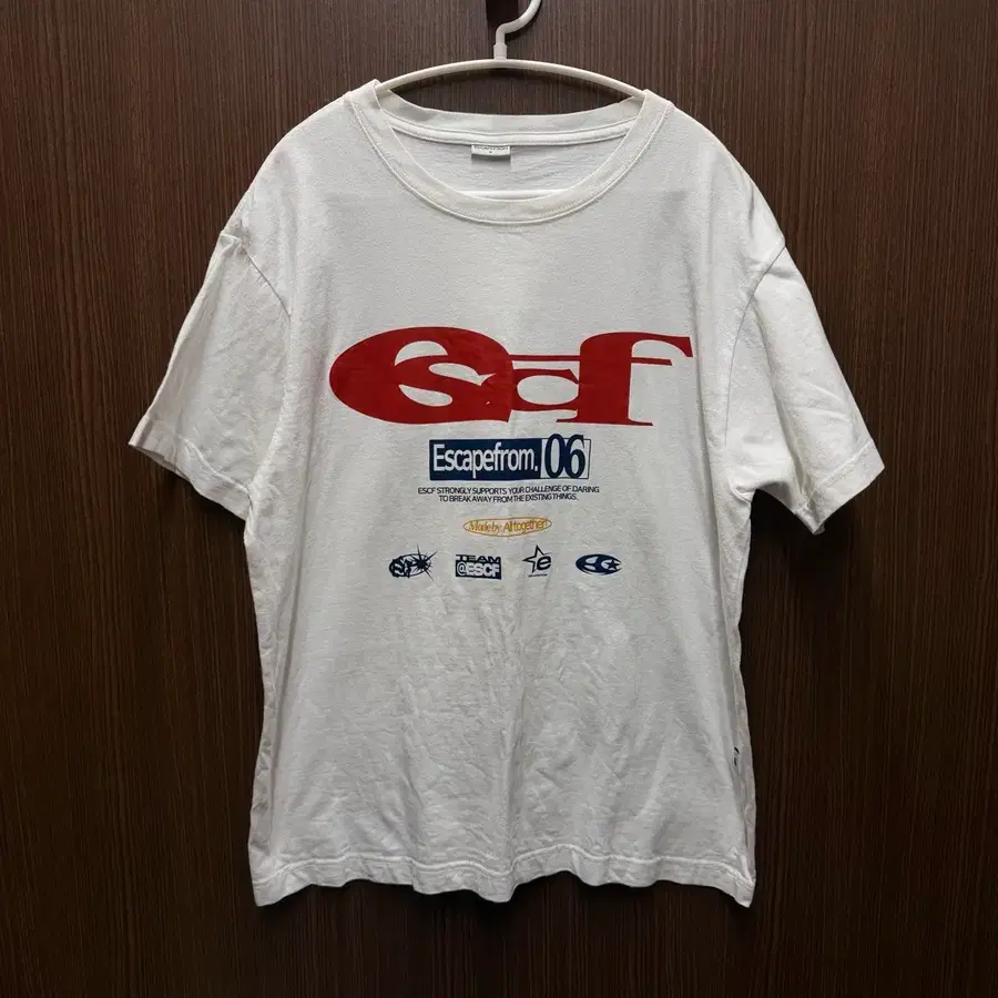이스케이프프롬 반팔 S