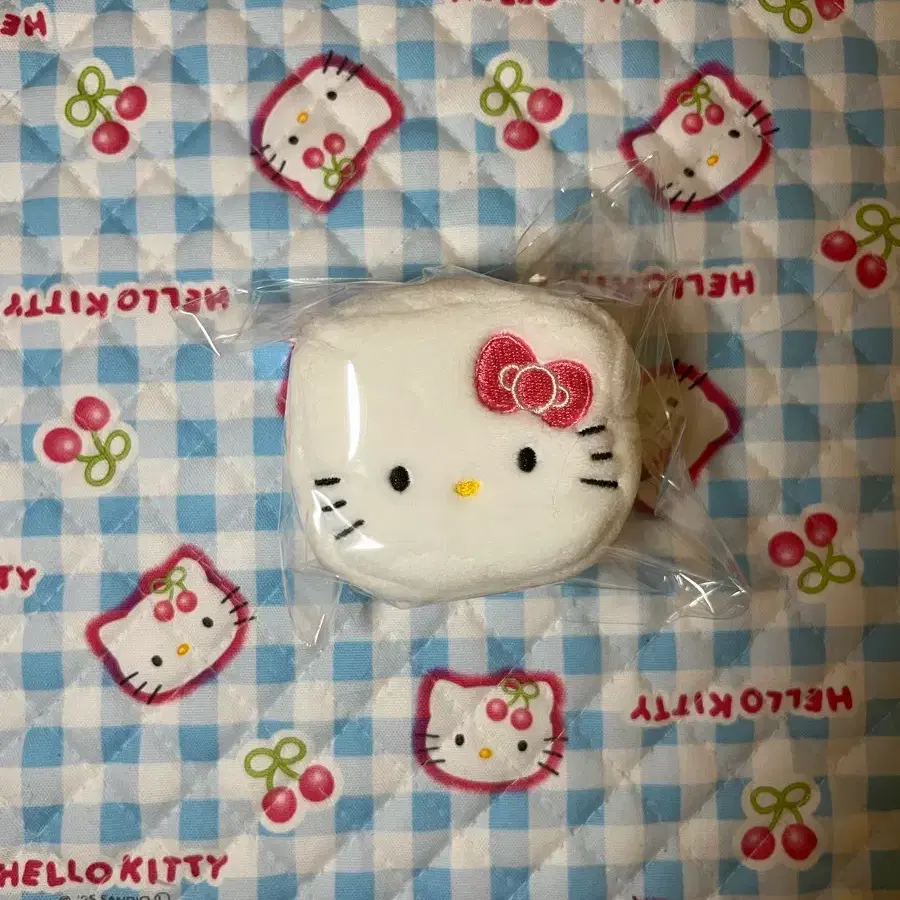 헬로키티 사각 파우치