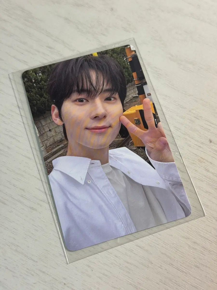 황민현 온도 사진전 7만원포카