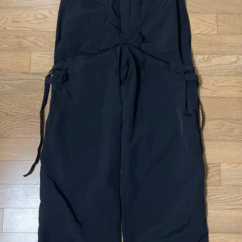 30 / 미쏘(MIXXO) 여성 나일론 팬츠 블랙