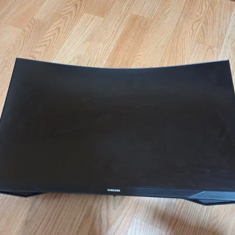 삼성 오디세이 G5 QHD 144hz 27인치 커브드 모니터