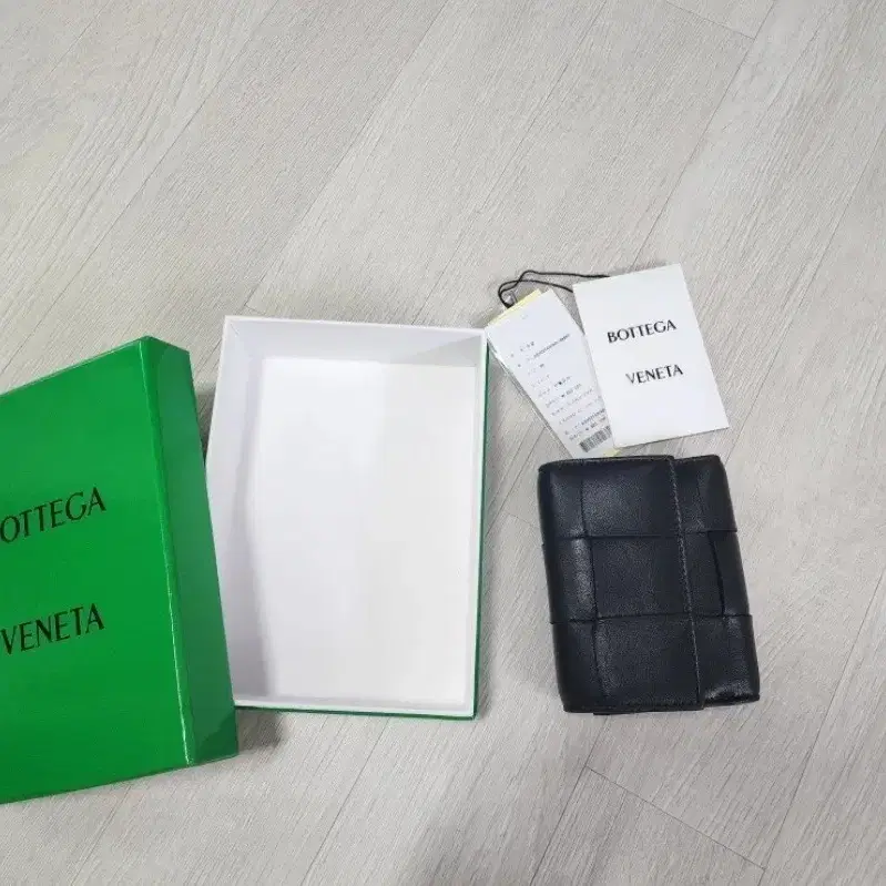 보테가베네타 여성 인트레치아토 반지갑 블랙
