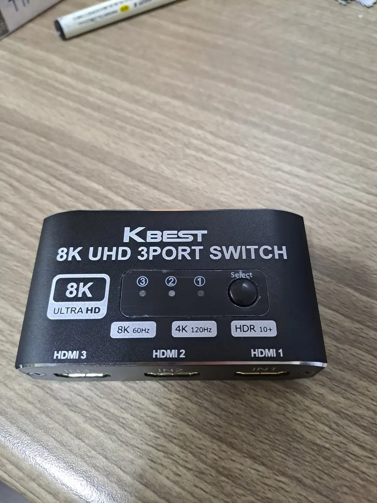 8K UHD 3PORT SWITCH
