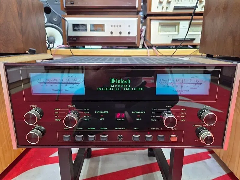 매킨토시 MA6800 인티앰프